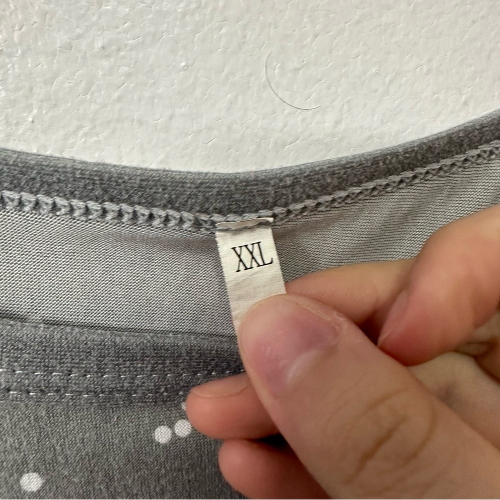 ‼️Gray and White Paint Spill Shirt - Picture 5 of 7